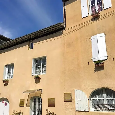 Maison Du Manoir Bed & Breakfast